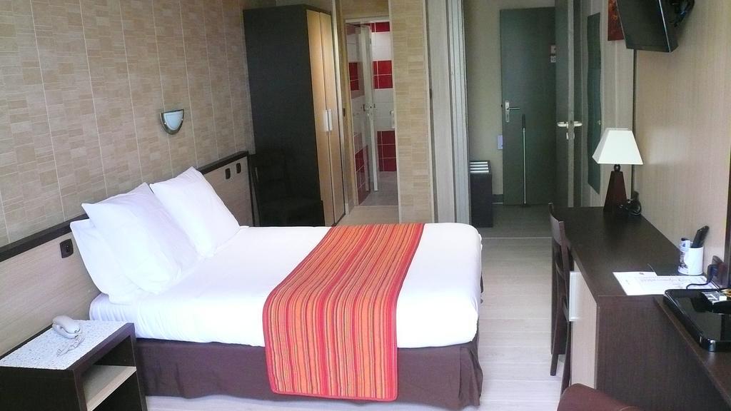 Hotel L'Europeen Tarbes Eksteriør billede