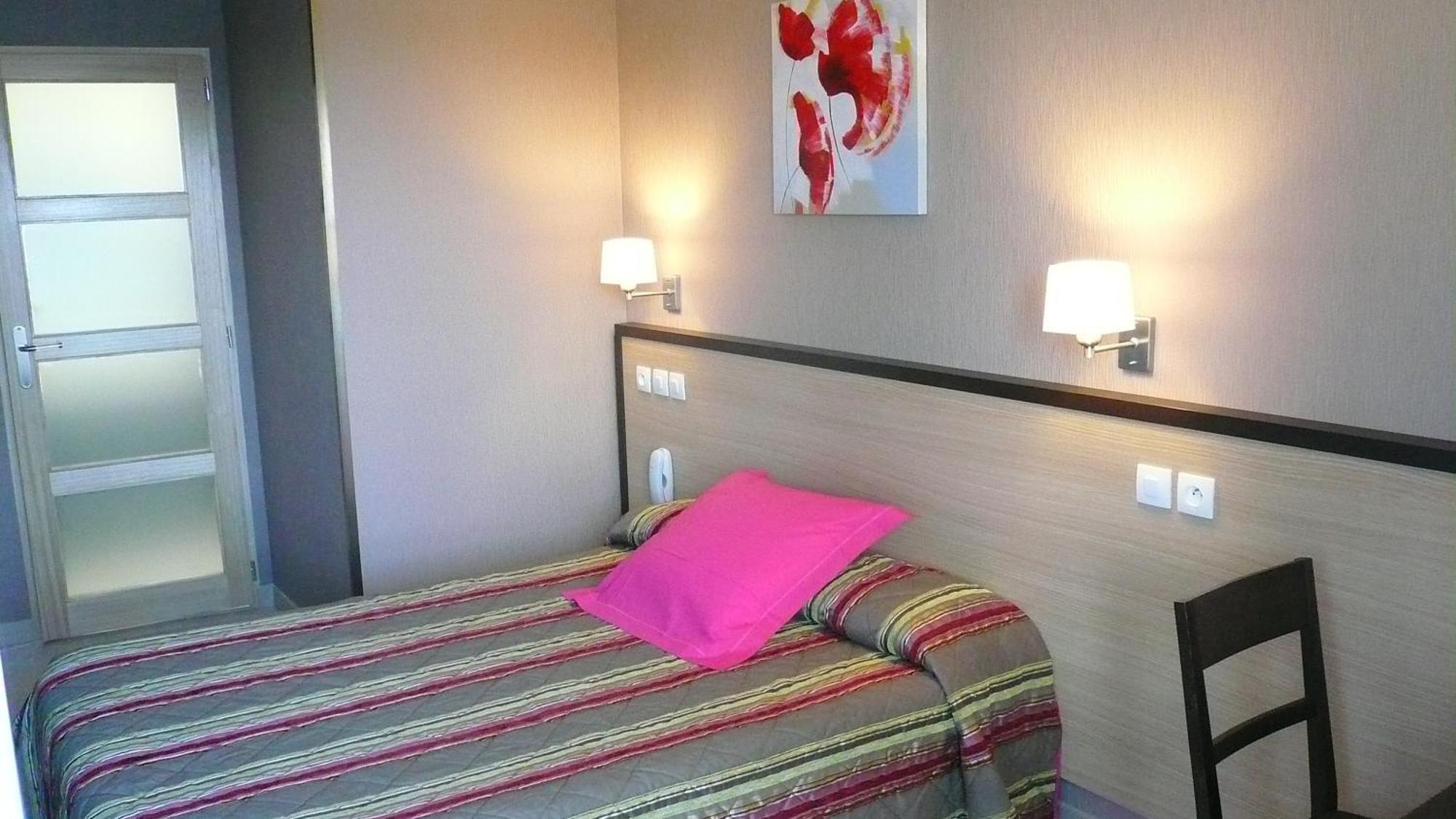 Hotel L'Europeen Tarbes Eksteriør billede