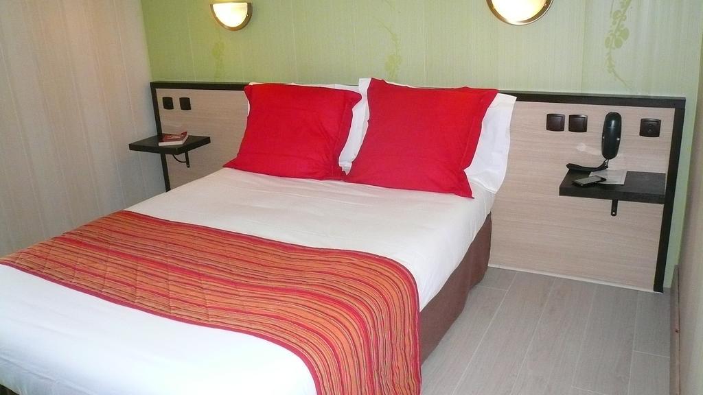 Hotel L'Europeen Tarbes Eksteriør billede