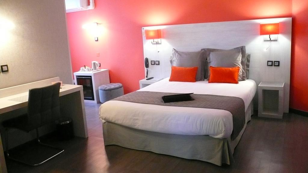 Hotel L'Europeen Tarbes Eksteriør billede