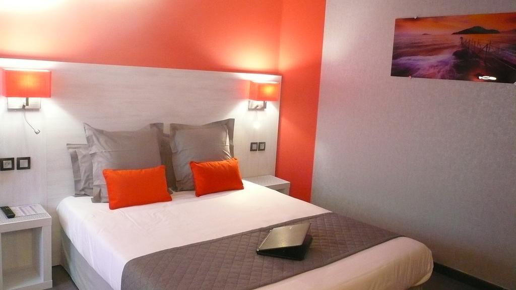 Hotel L'Europeen Tarbes Eksteriør billede