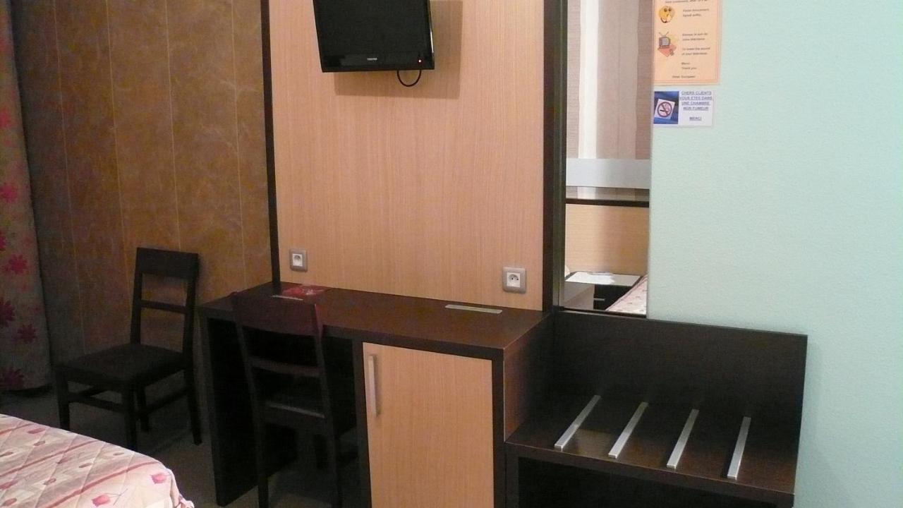 Hotel L'Europeen Tarbes Eksteriør billede